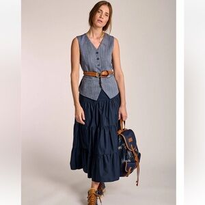 Olivaceous Black Maxi Tiered Skirt for Casual Wear